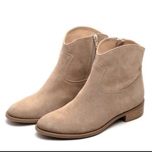 NWOT Women’s Light Beige Size 11 Handmade Suede Ankle Boots
